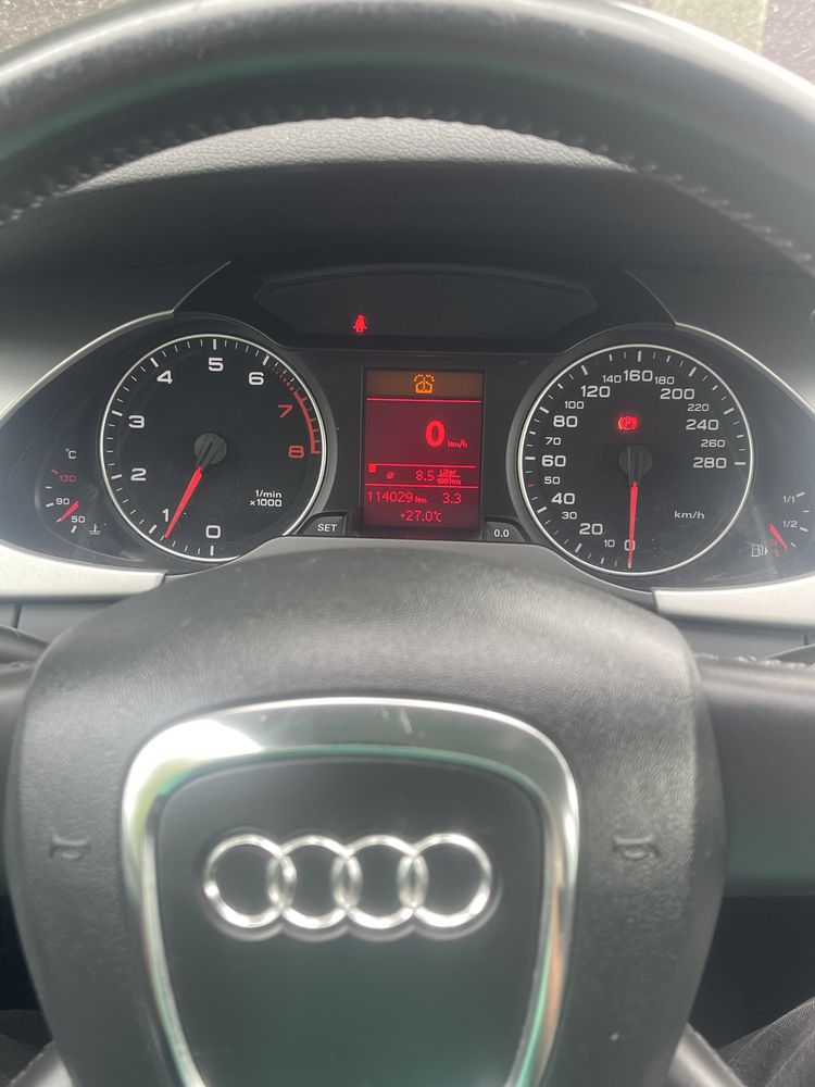 Audi A4 B8 1.8 TFSI led 2011
