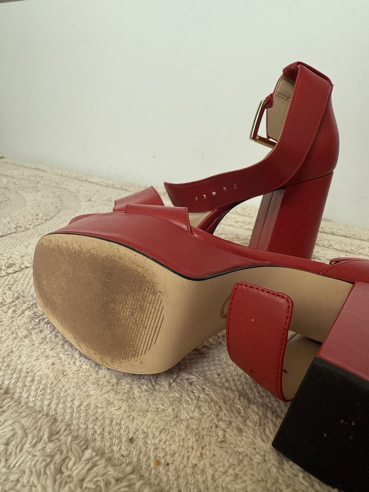 Сандали Michael Kors 37
