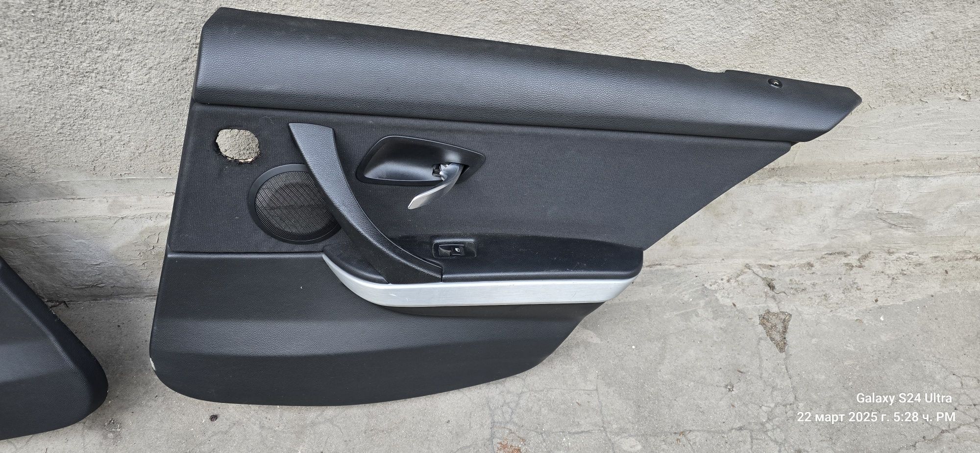 Bmw e91 кори с отвори за HI FI,задни кожени кори от е90