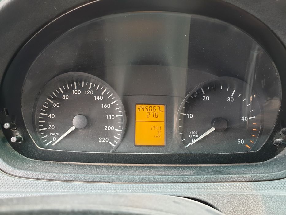 Mersedes Vito 2008yil 111mator propan