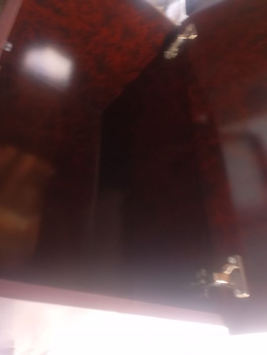 Сандик, 2 та она- бола срочна сотилади.