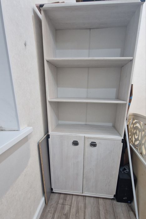 Продается шкаф в отличного состоянии