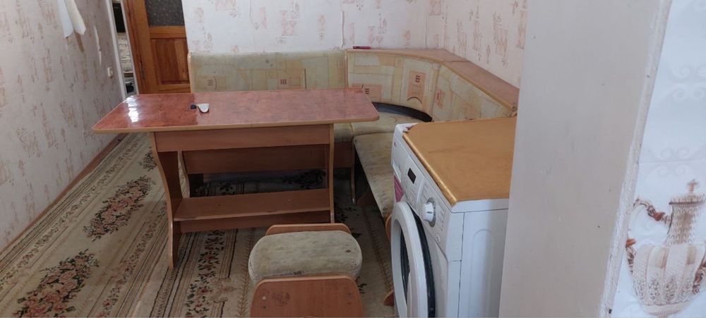 iD 0949 2 xona 2 etaj opp sentralniy apteka