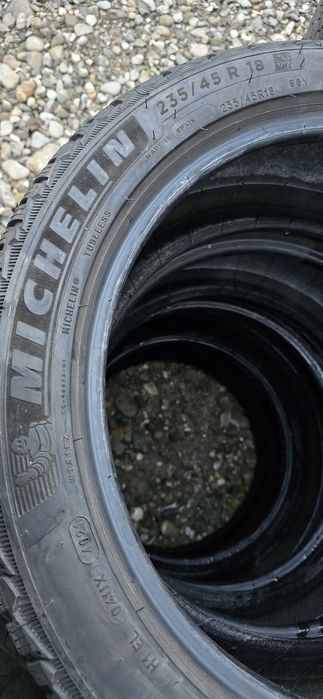235 45 18 / 235/45R18 Michelin set 4 buc IARNA
