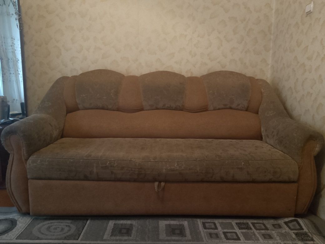 Продам диван б\у
