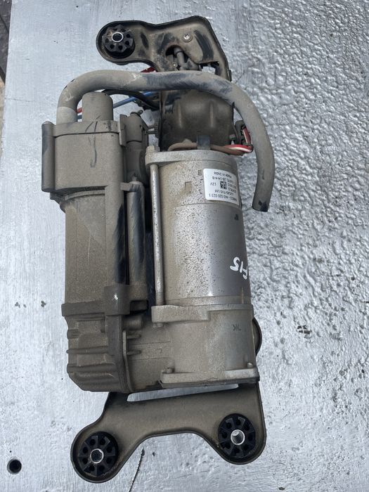 Компресор окачване БМВ Х5/ Х6, Ф15/ Ф16 (kompresor bmw f15)