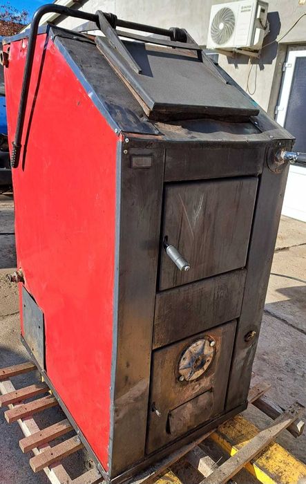 Vand centrala pe lemne