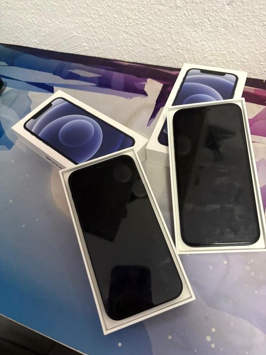 iPhone 12 in stare foarte buna