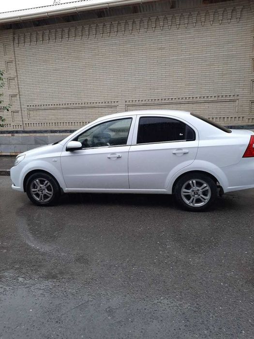 Chevrolet Nexia 3, 4 pozitsiya 2017 yil sotiladi