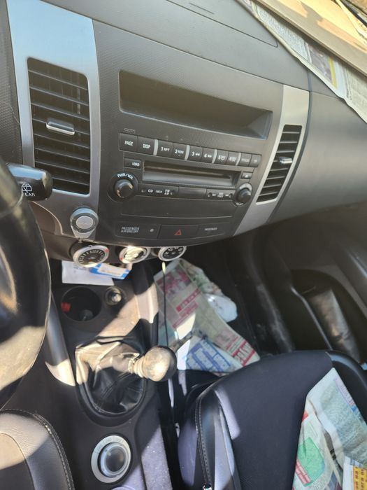 За Части Peugeot 4007 2.2 hdi 2011 година