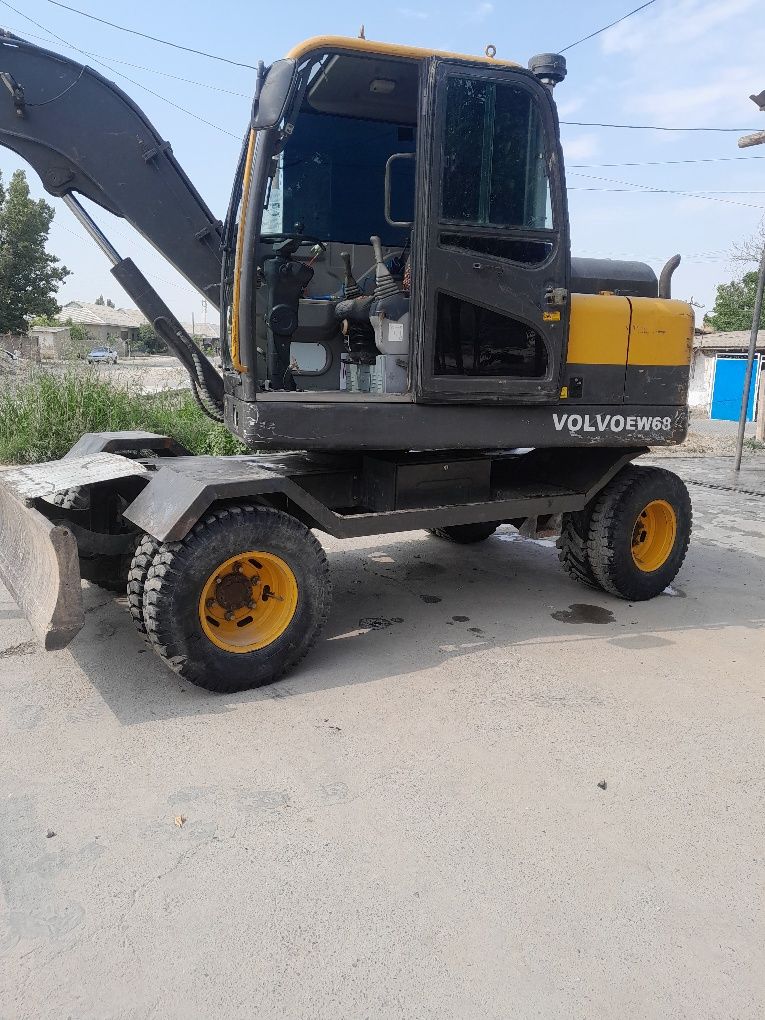 Sotladi LG 670 holati zur