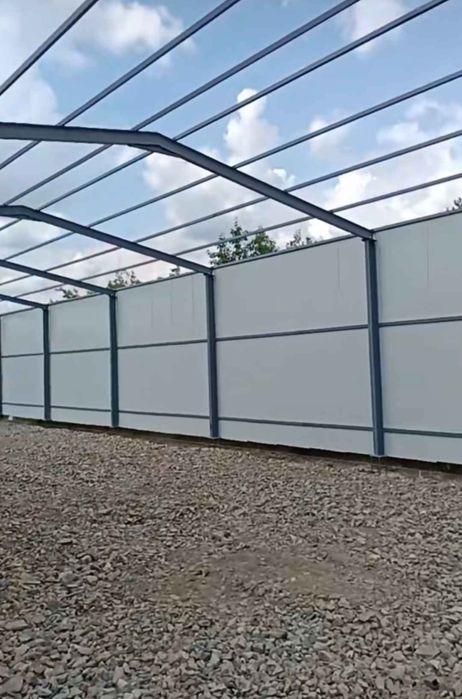 Vand hala 9x30x4h ideala pt orice idee de afaceri