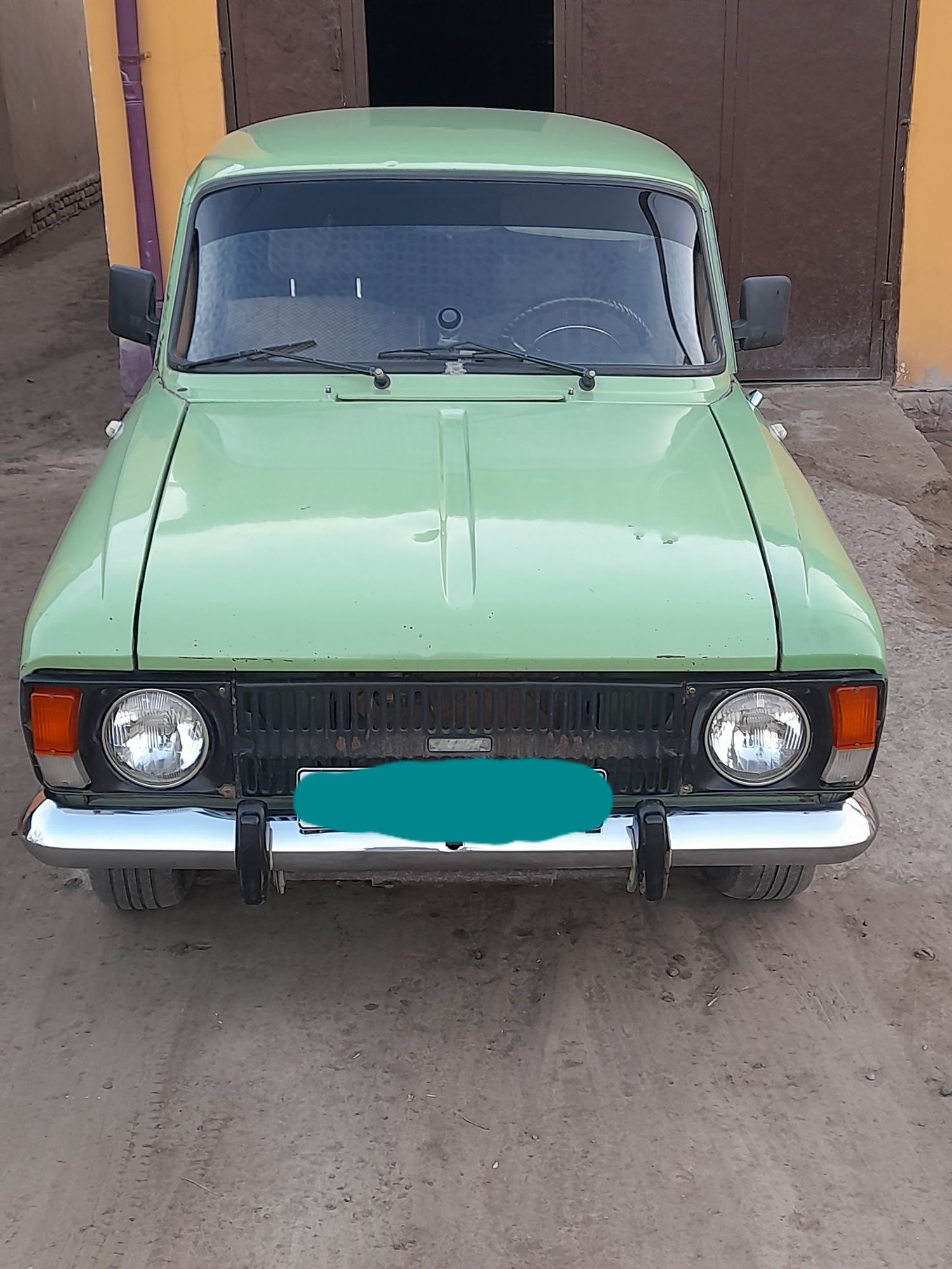Maskvich 412 sotiladi