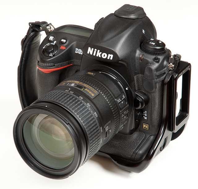 Obiectiv Nikon AF-S NIKKOR 28-300mm F/3.5-5.6G ED VR,sigilat