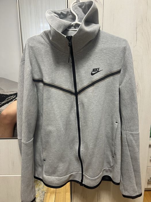 Vand hanorac nike tech