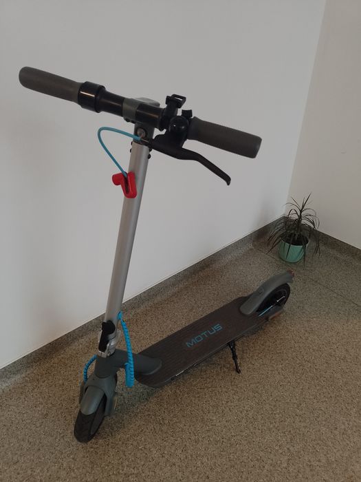 Trotineta electrica Motus 8.5'