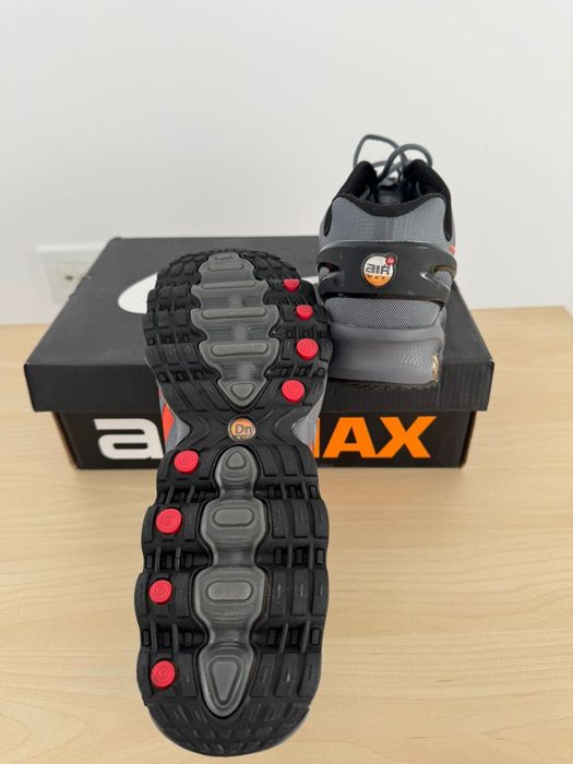 Adidasi Nike Air Max DN mărimea 43