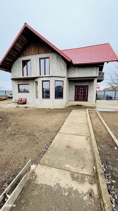 Vila de vanzare in zona Arcasilor