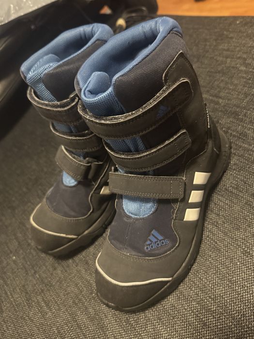 Cizme copii Adidas impermeabile marimea 35.5