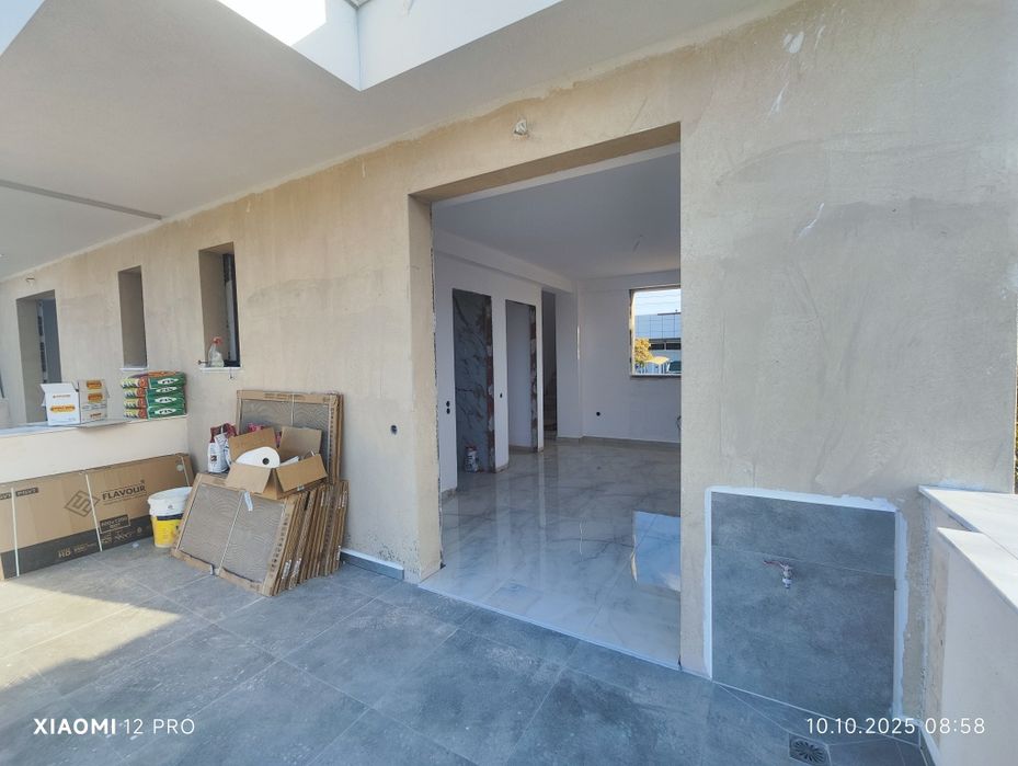 ПРОДАВА Мезонет в Паралия Офринио