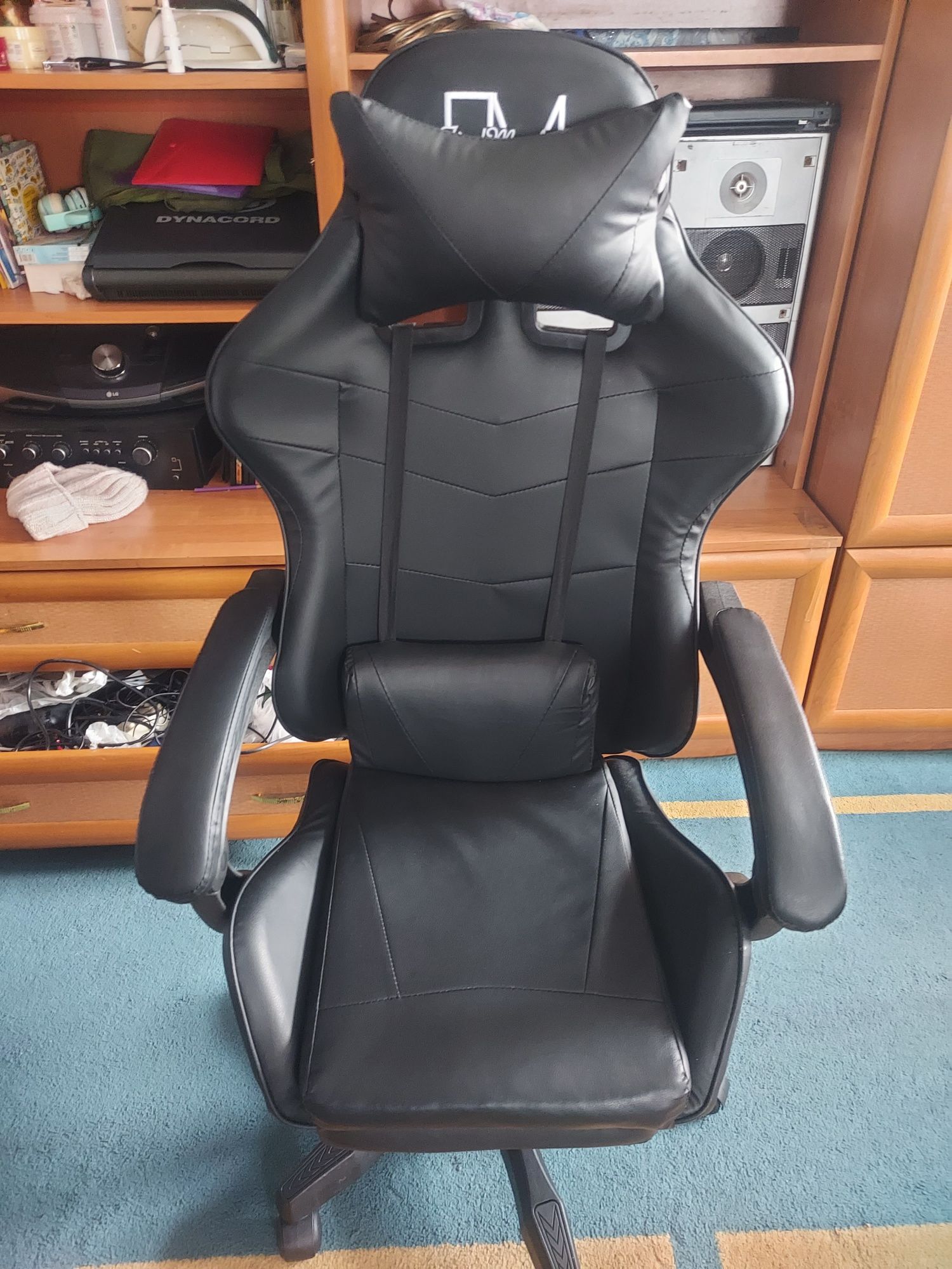 Продам игровое кресло