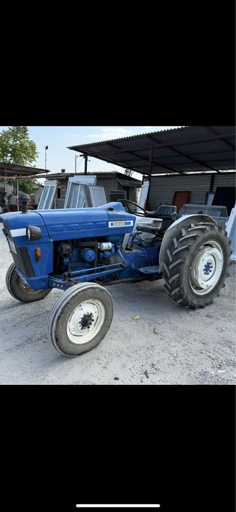 Трактор Ford трактор