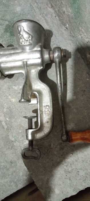 Мелачка за месо и зеленчуци