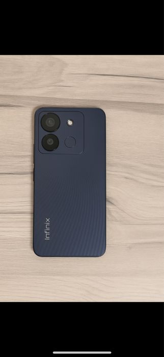 Infinix Smart 7 в отличном состояний