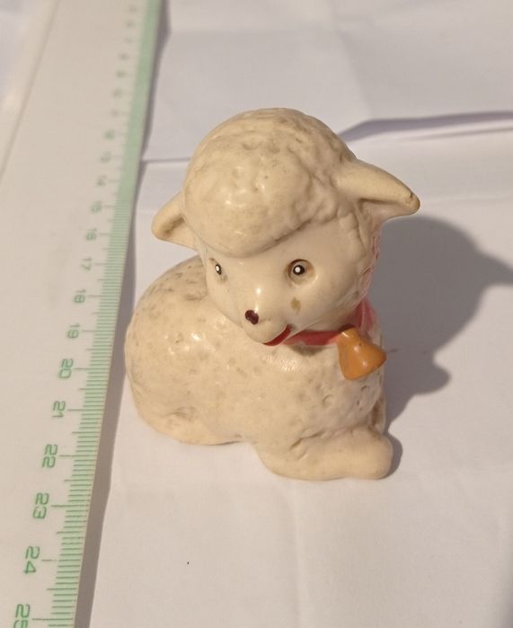 Vând/Schimb figurine din cauciuc.Preț în funcție de jucăria aleasă.