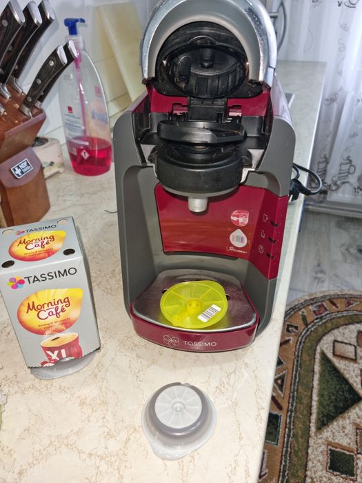 Expresor cafea cu pastile Tassimo