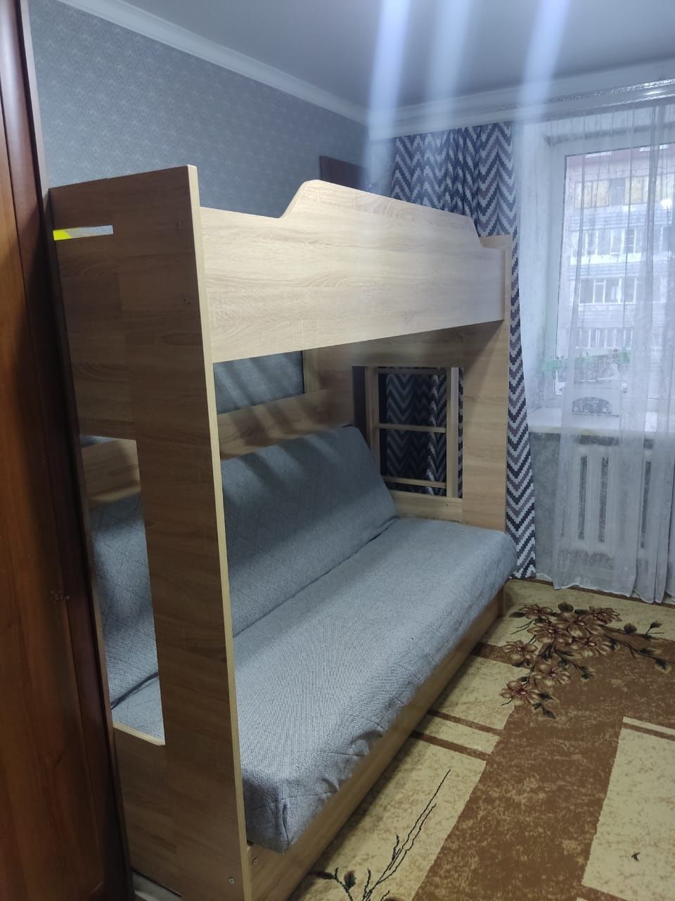 Продам двухъярусную кровать