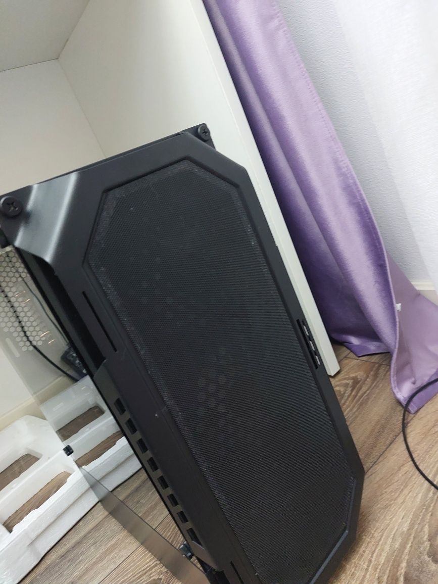 Продам эту игровую машину