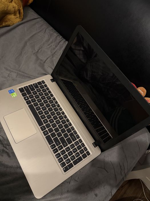 Laptop Asus