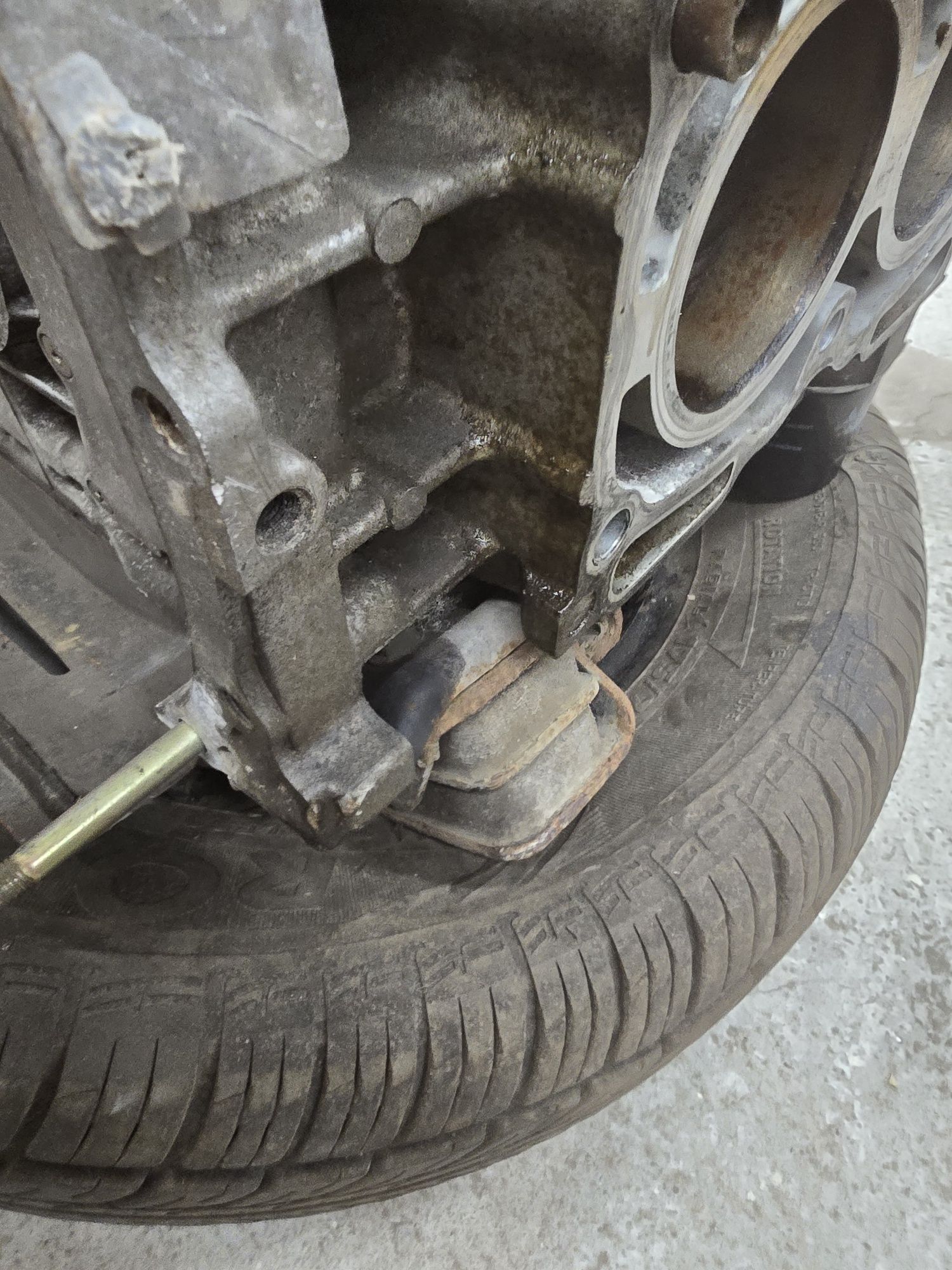 Оборудвано долнище за Subaru