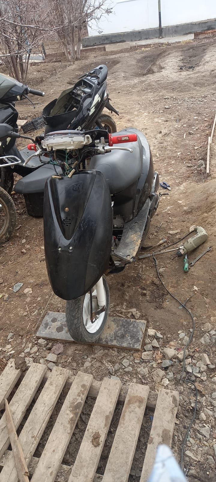 Скутер Honda dio af62