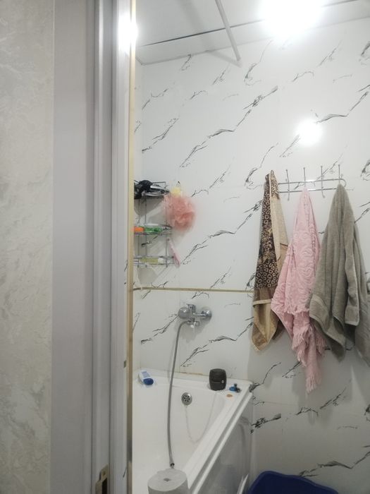 Xon Saroy qurulish 1 xona 2 xona qilingan