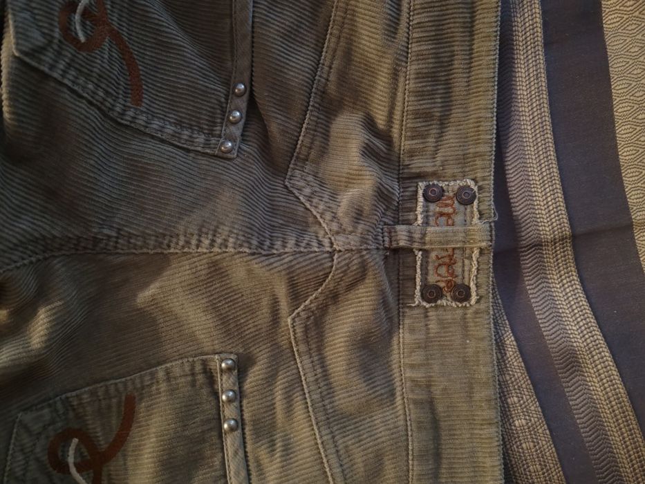 Продам женскую одежду