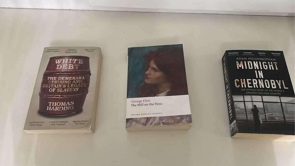 Продам книги в идеальном состоянии, начинается от 1500 тг.