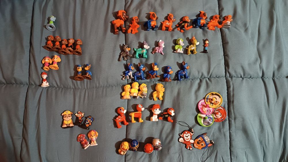 Колекция от Пес патрули + настолна игра  "Закачливи столчета"