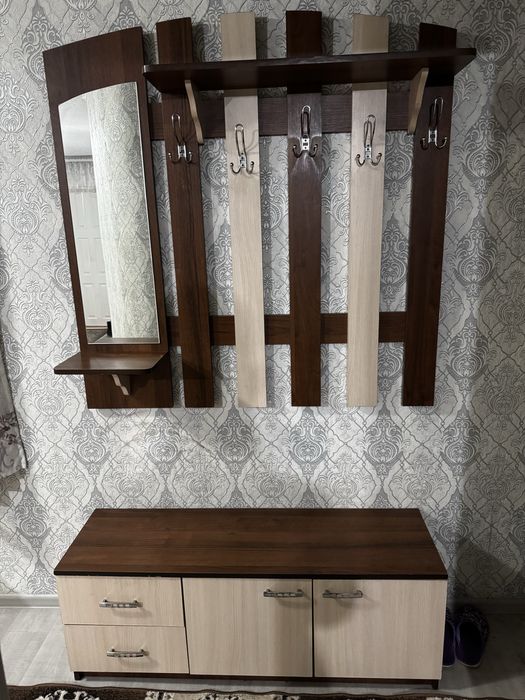 Продам гардеробную (раздевалка)