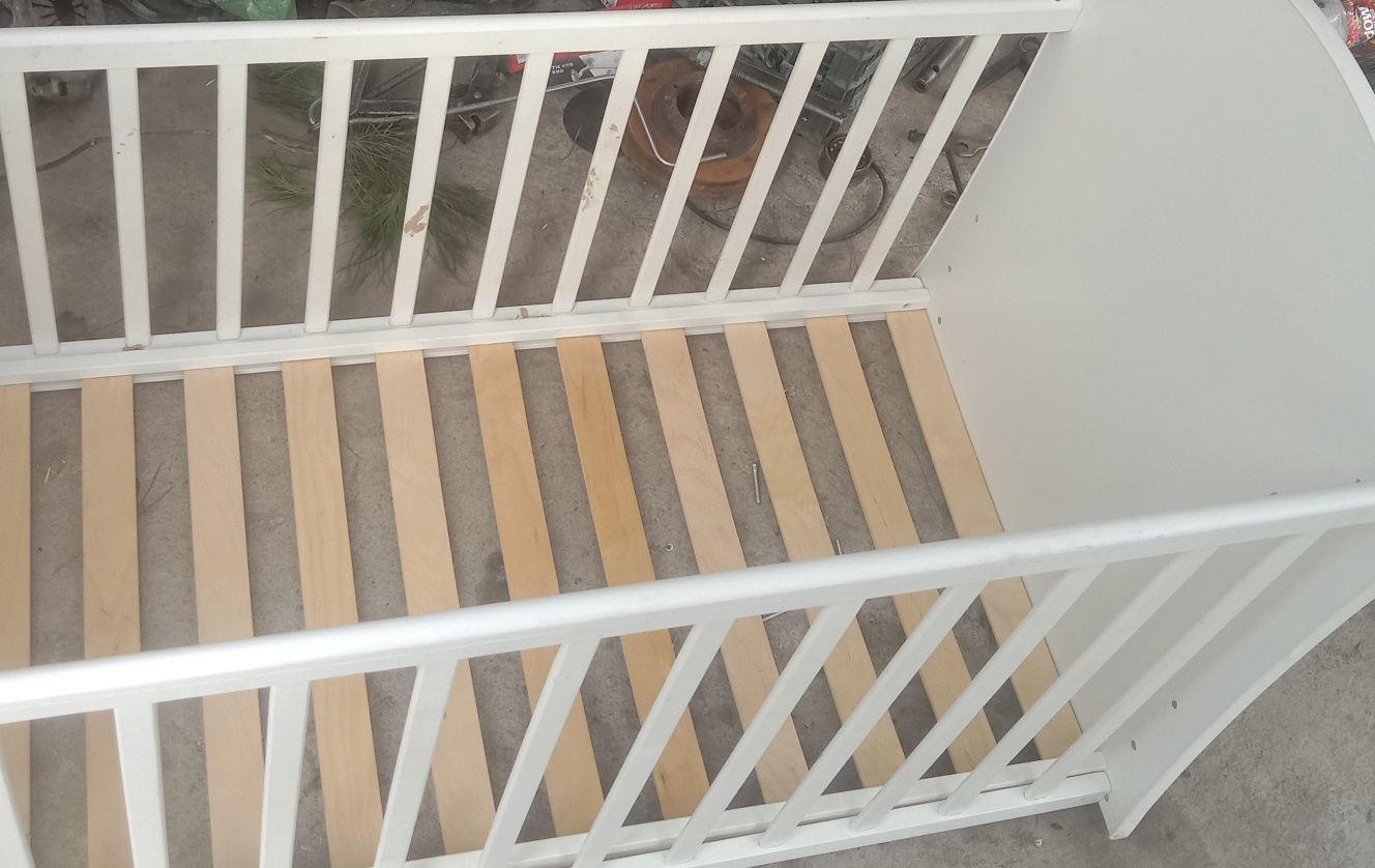 Продам кровать детскую