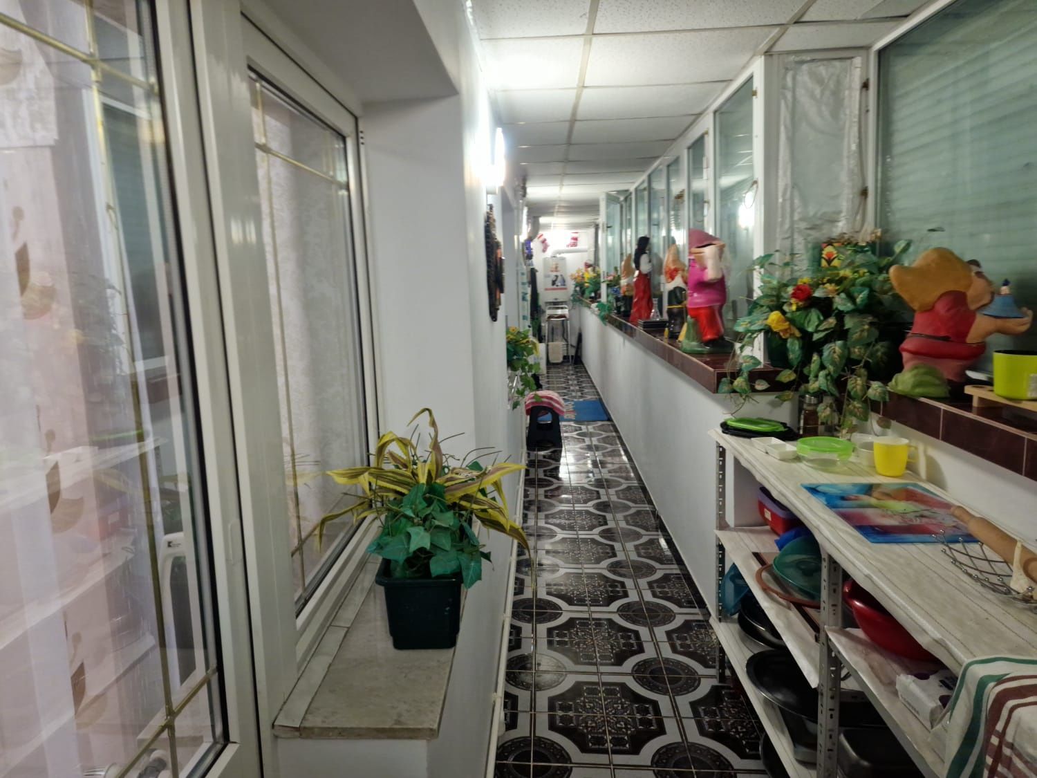 Apartament 4 camere, 120 mp, ultracentral Giurgiu Bulevardul București
