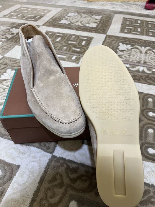 Loro piana Open walk