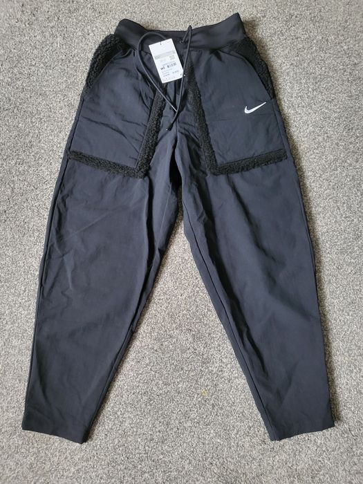 Nike pantaloni de dama