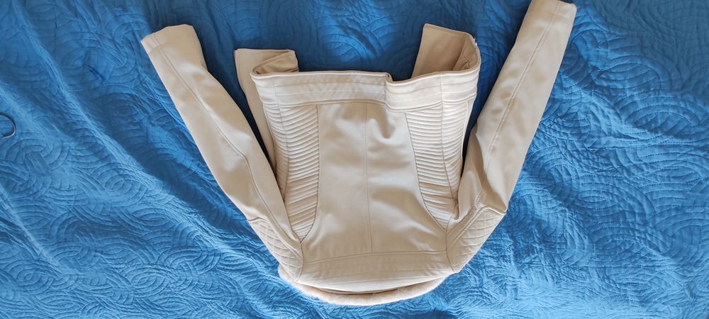 Дамско яке Guess