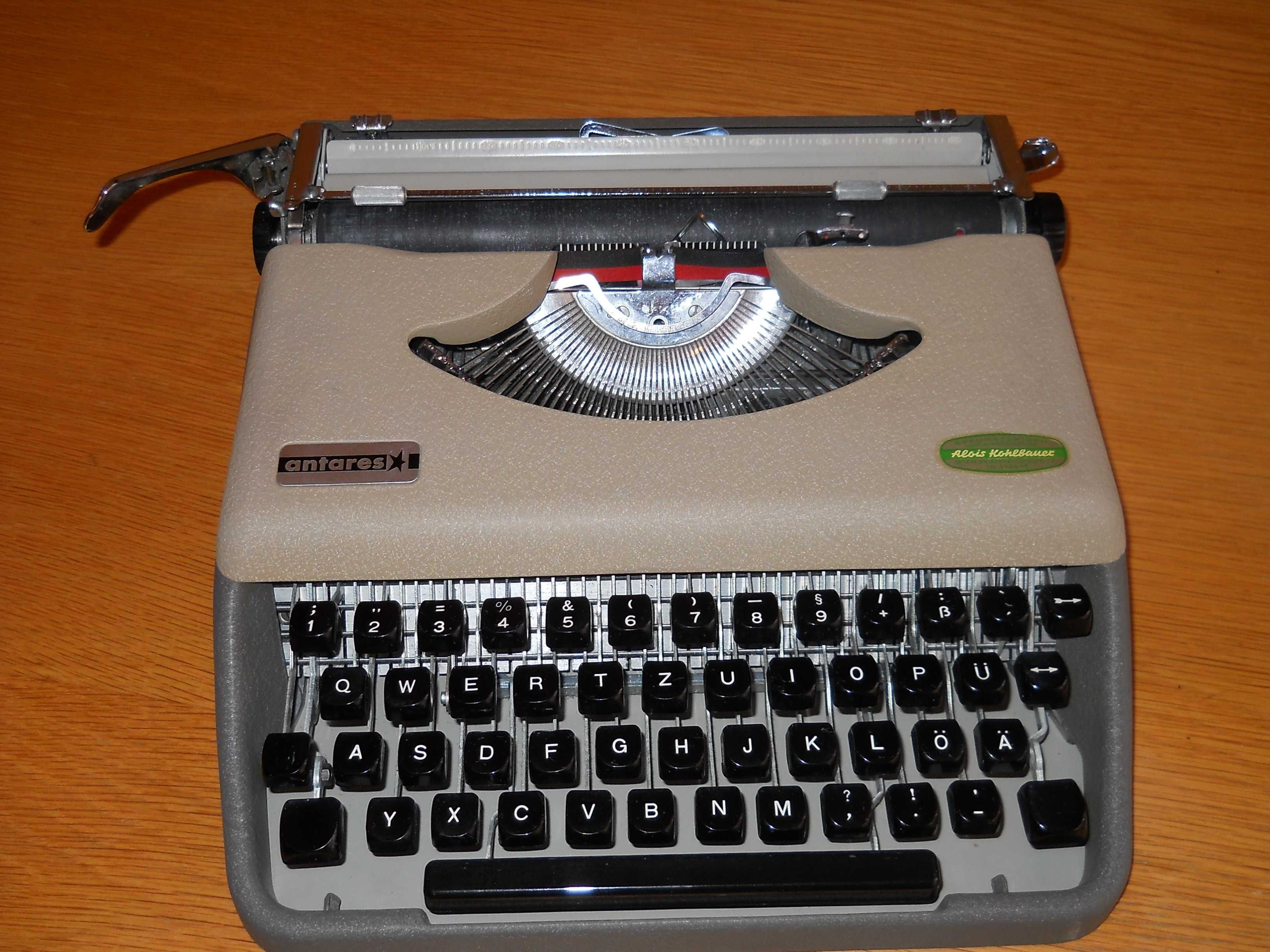 masina de scris portabila ANTARES