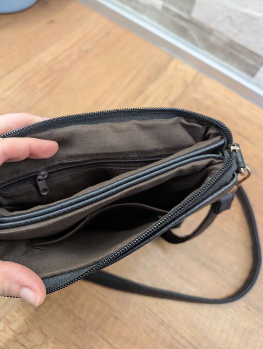 Дамска чанта в отлично състояние