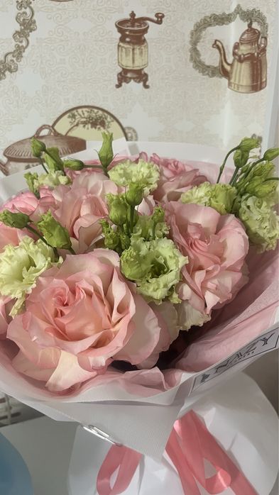 Жана келген гүлдер цветы