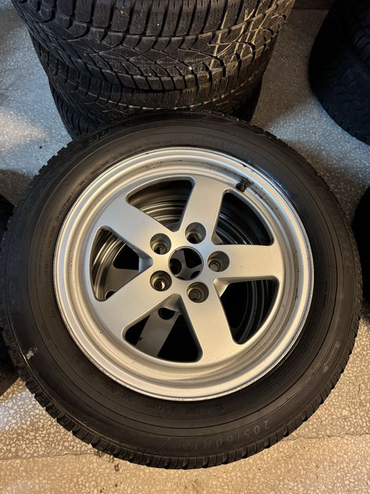 Roti de iarna Audi A4 205/60 R16 Dunlop Winter Sport