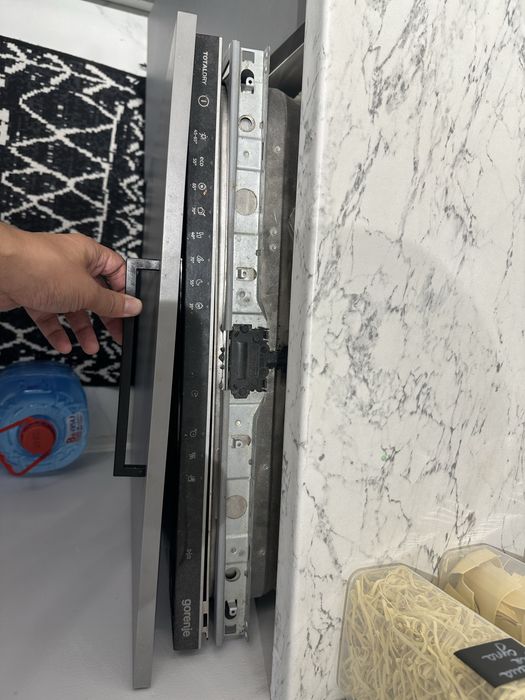 Посудомоечная машина на запчасти